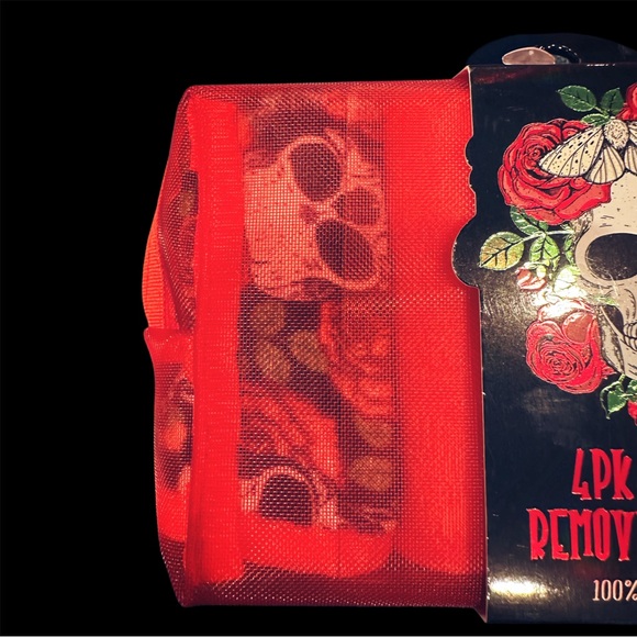 [ 2 FOR $25 ] 💀 MAKEUP REMOVING CLOTHS PACK OF 4 - Picture 3 of 6